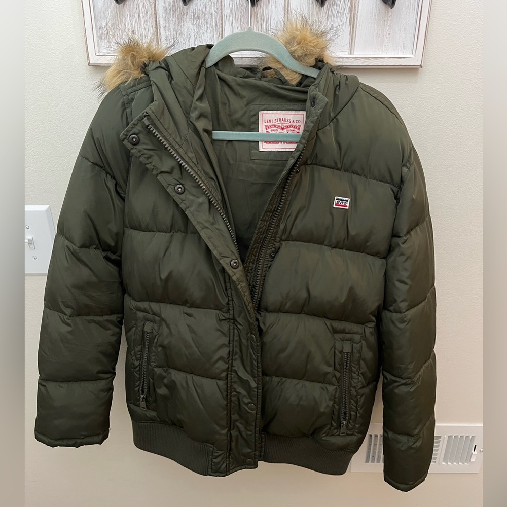 Levi's Women’s Green Puffer Jacket with Fur Hood